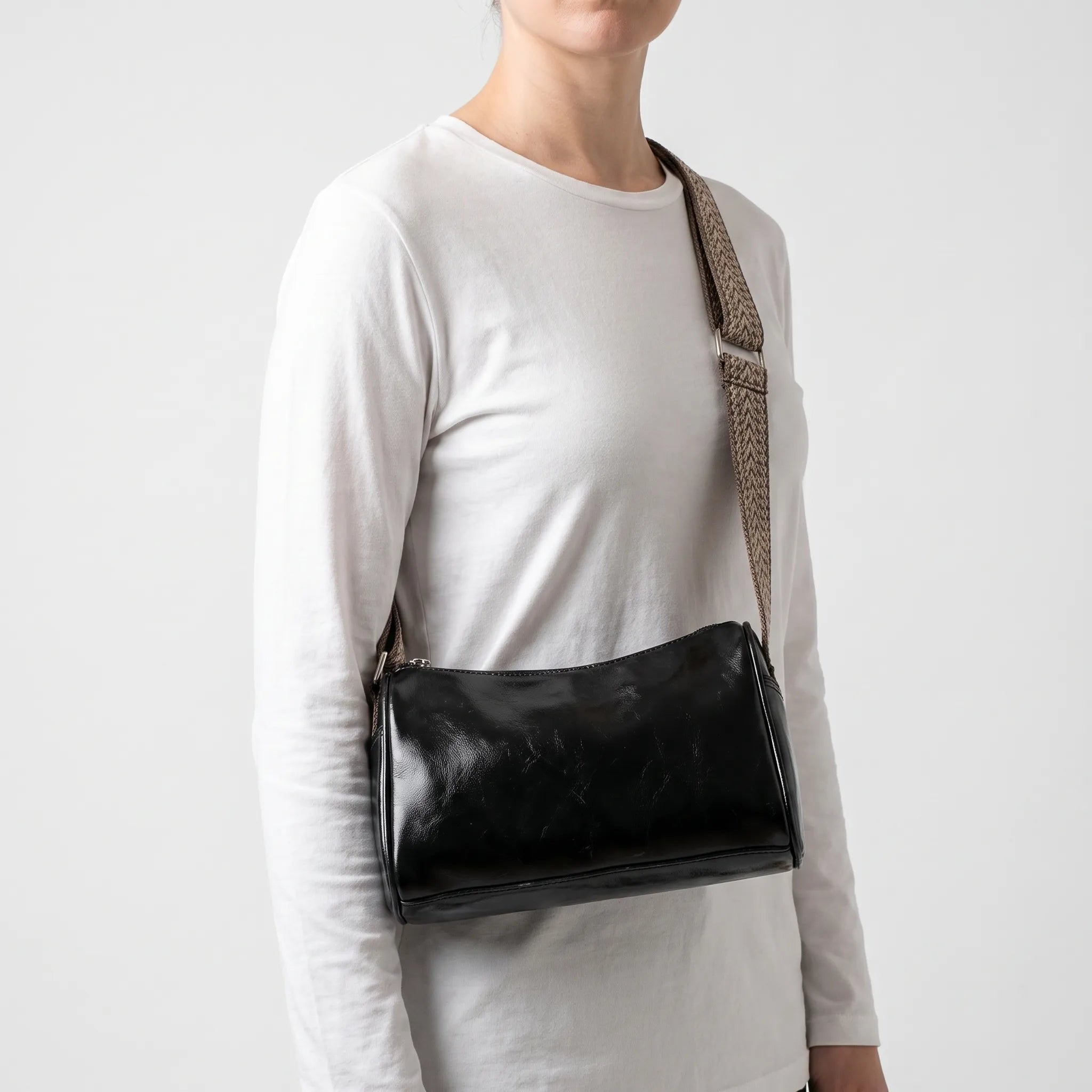 Crosslyn - Vintage Style Structured Crossbody Bag