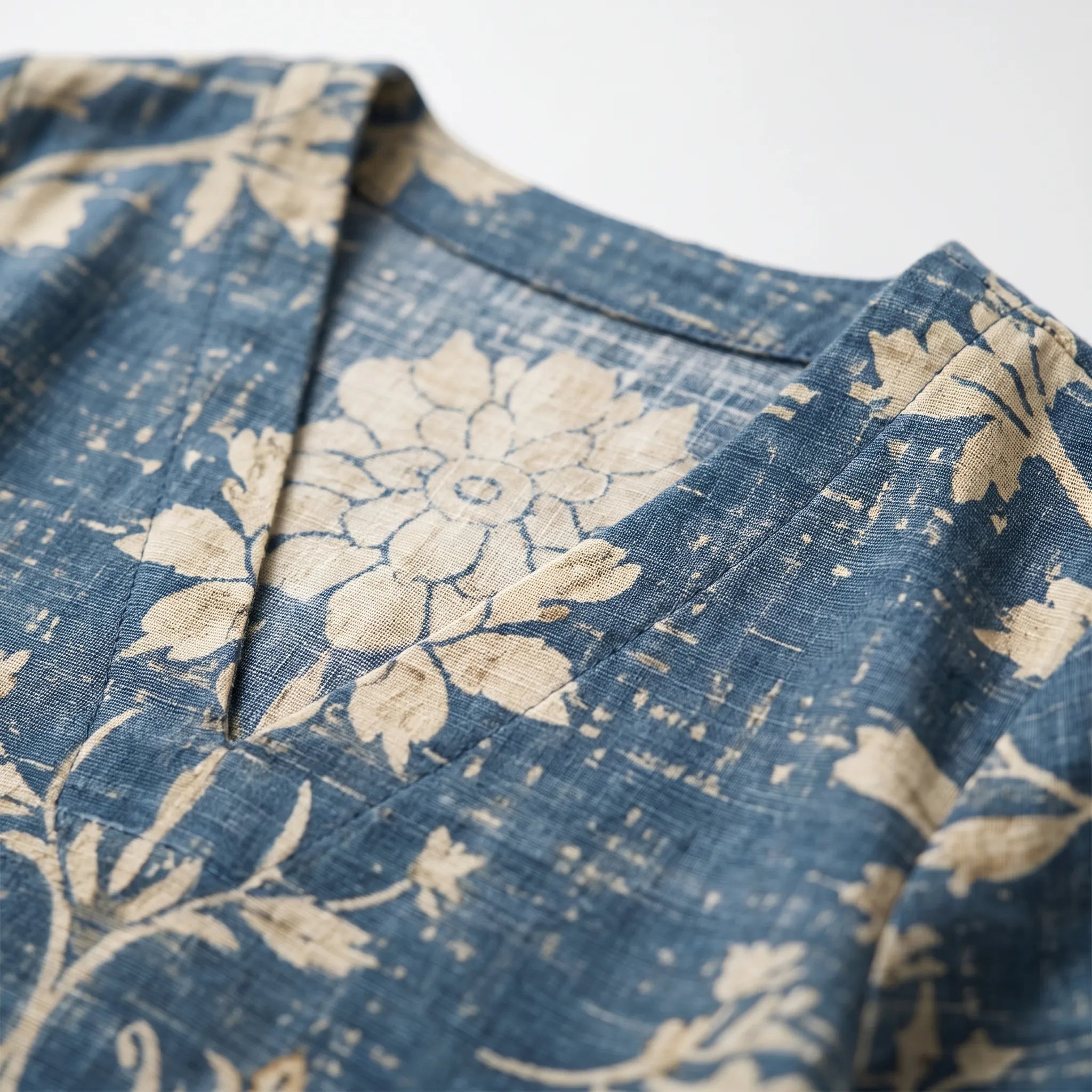 Florisa - Relaxed Botanical Print Midi Dress