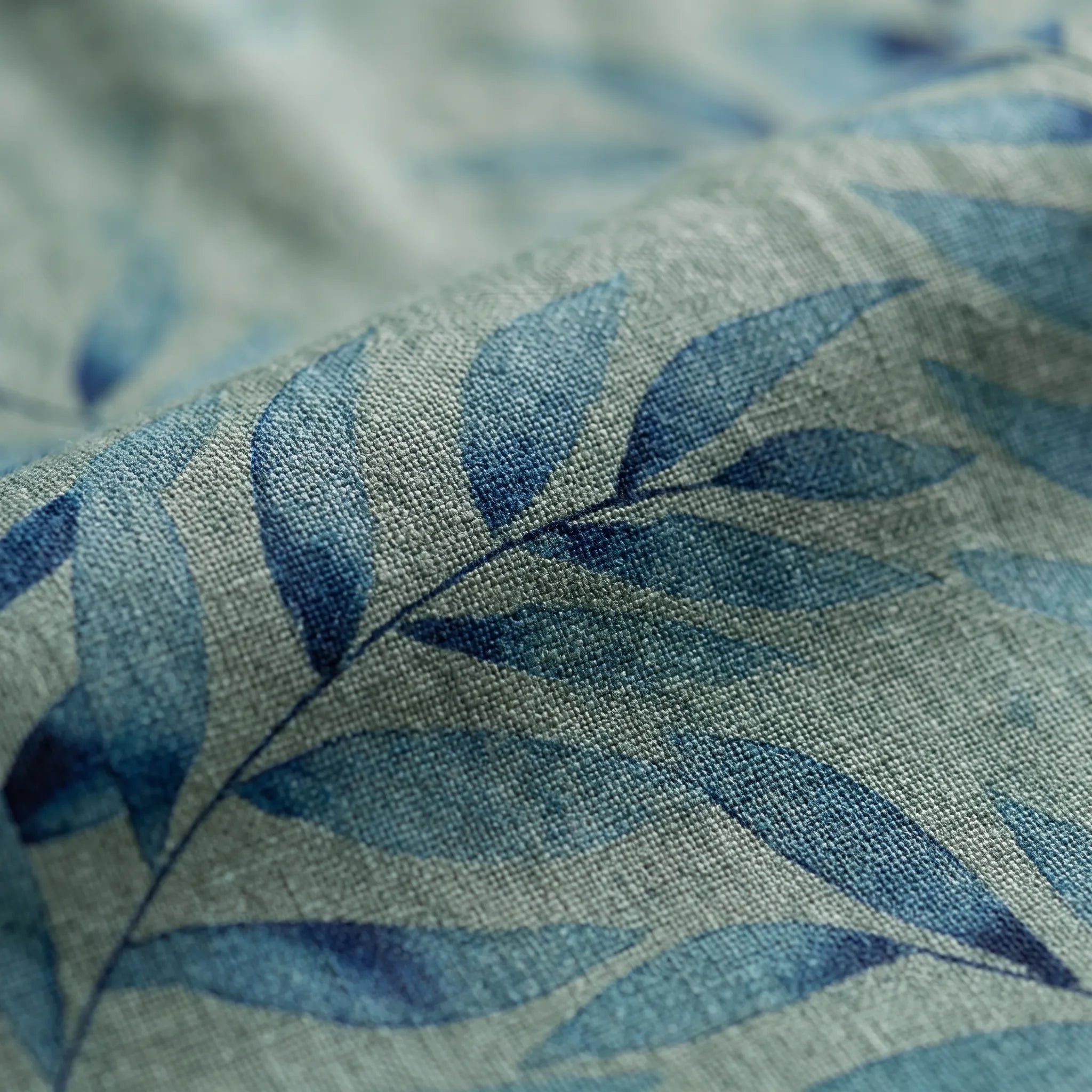 Foliana - Relaxed Watercolour Leaf Print Women's Top