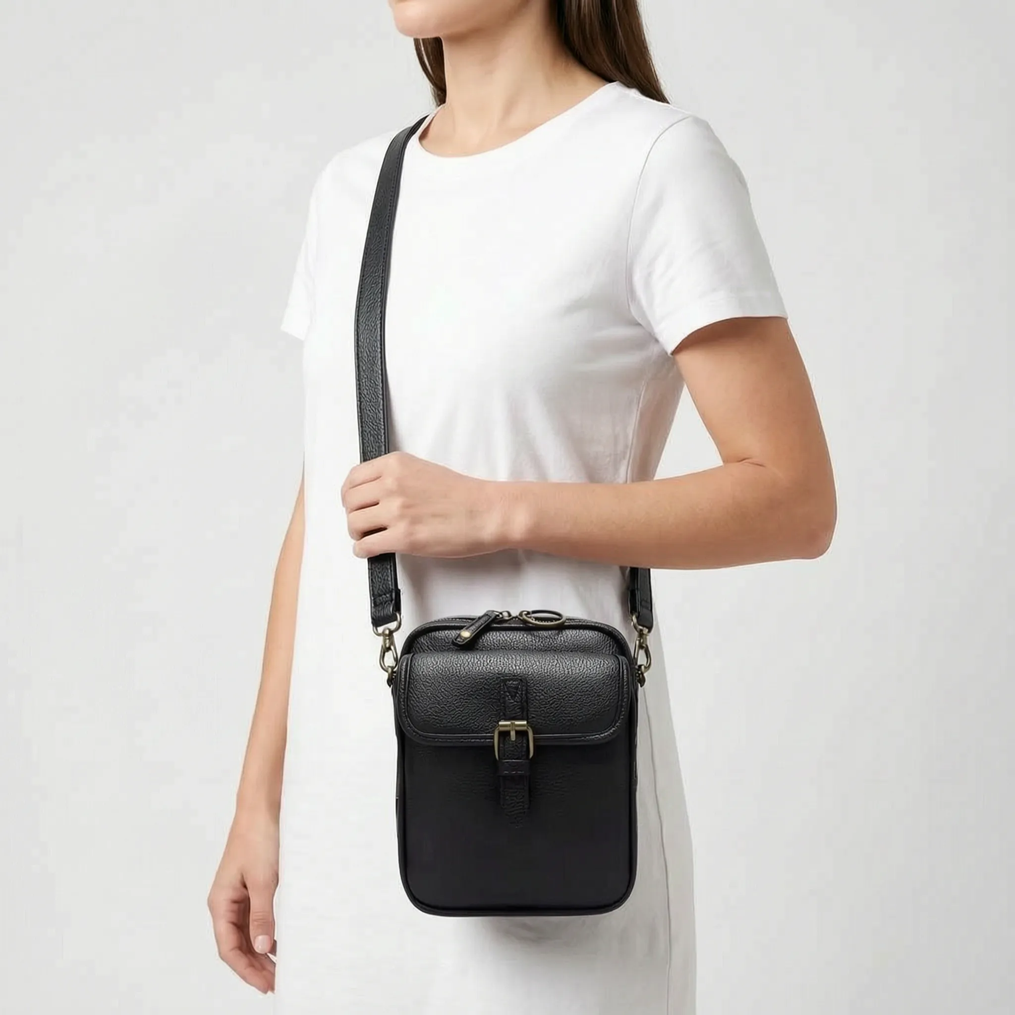 Vexira - Structured Small Crossbody Bag