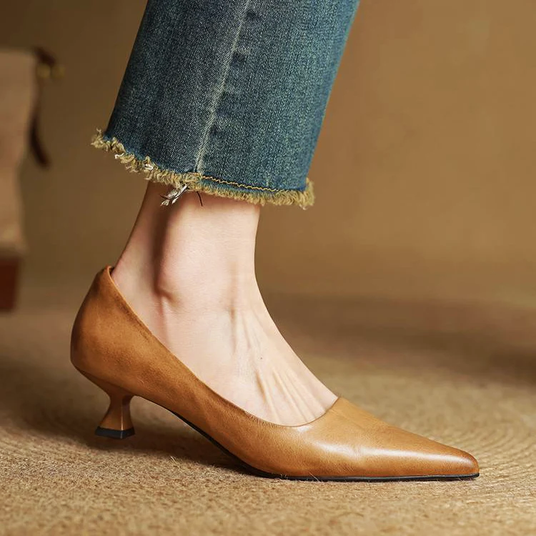 Callista - Women's Elegant Kitten Heel Pumps