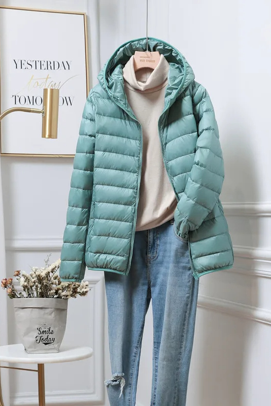 Celeste - Women's Winter Puffer Coat with Hood