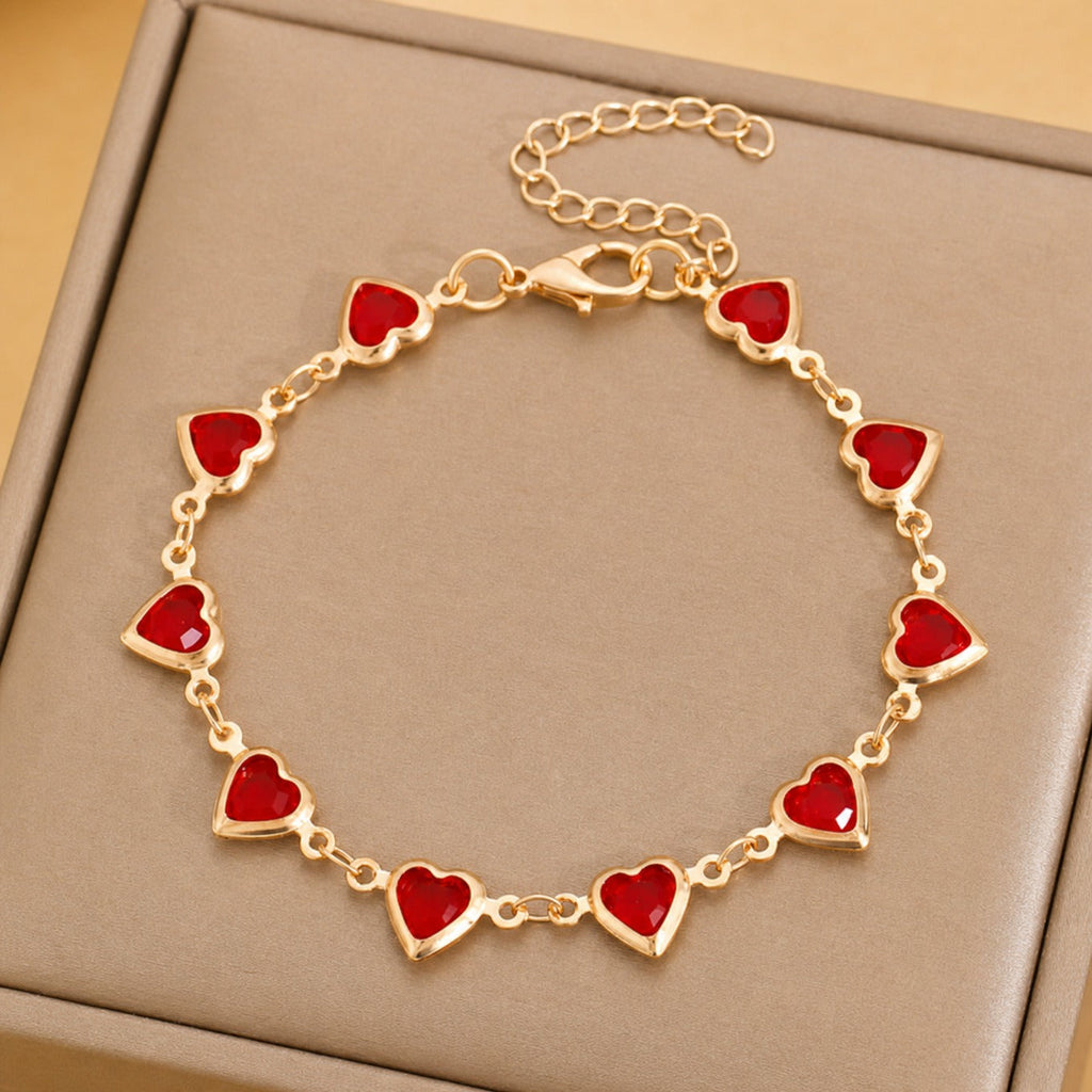 Elara - Women's Heart Charm Bracelet