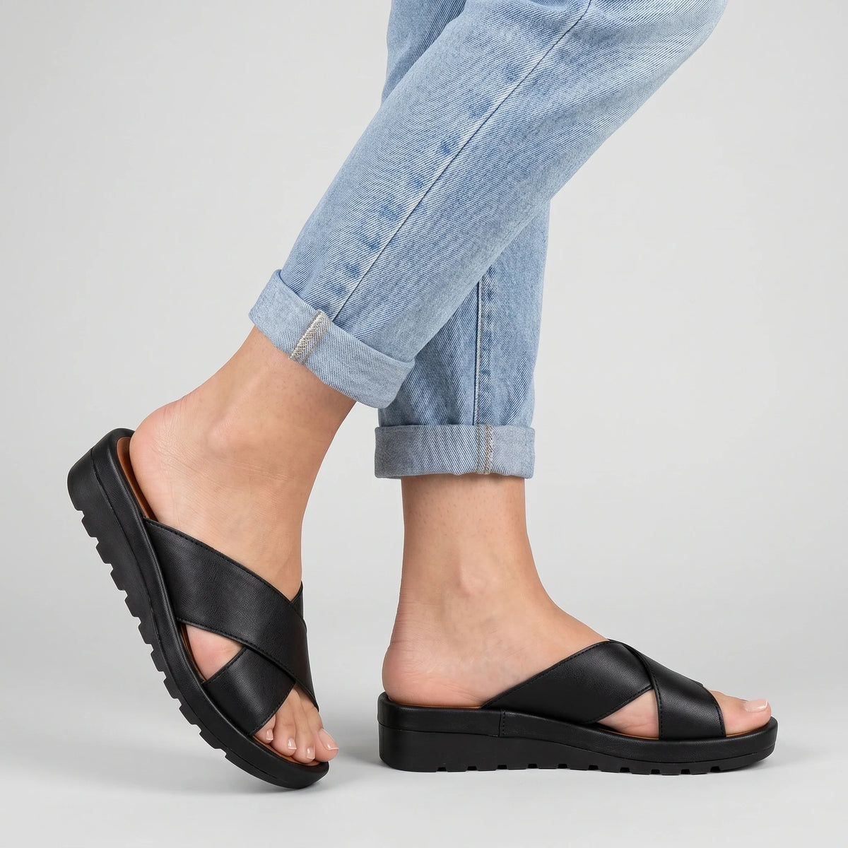 Elara - Women's Metallic Crisscross Platform Sandals