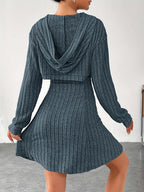 Elara - Women's Stylish Knit Dress with Cut-Out Detail