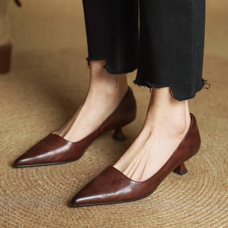 Imogen - Women's Leather Kitten Heel Shoes in Burgundy