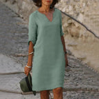 Lenore - Women's Classic V-Neck Shift Dress