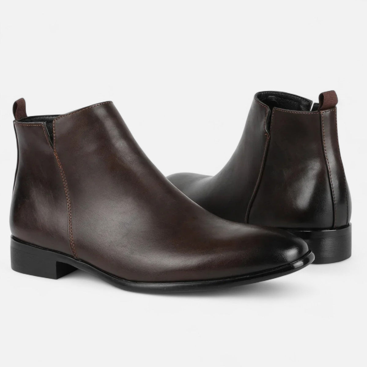Luther - Men's Sleek Chelsea Boots