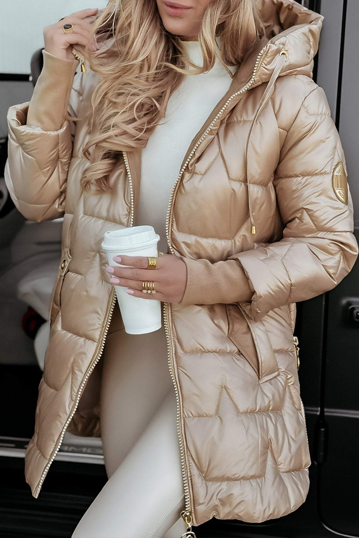 Thalia - Women's Stylish Puffer Jacket with Hood