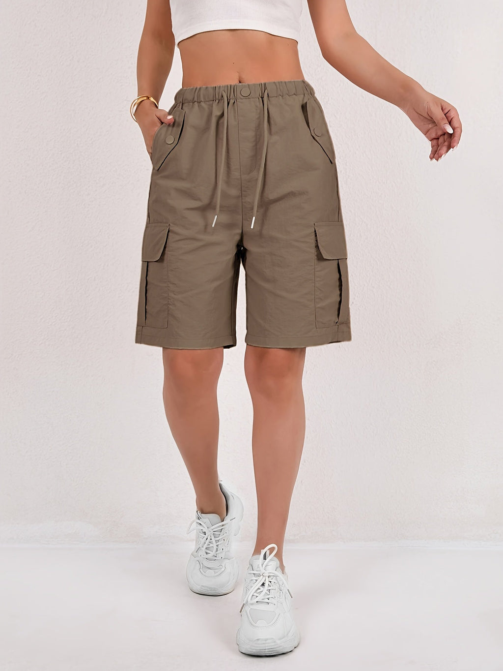 Zaina - Women's Cargo Shorts with Pocket Detail